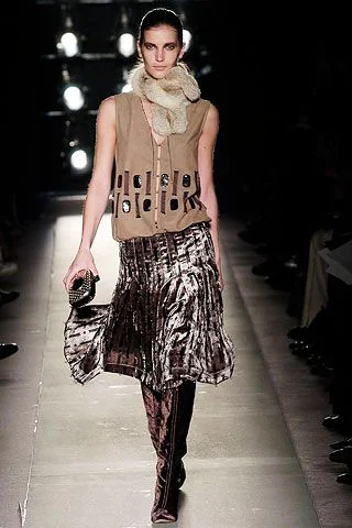 Look 15